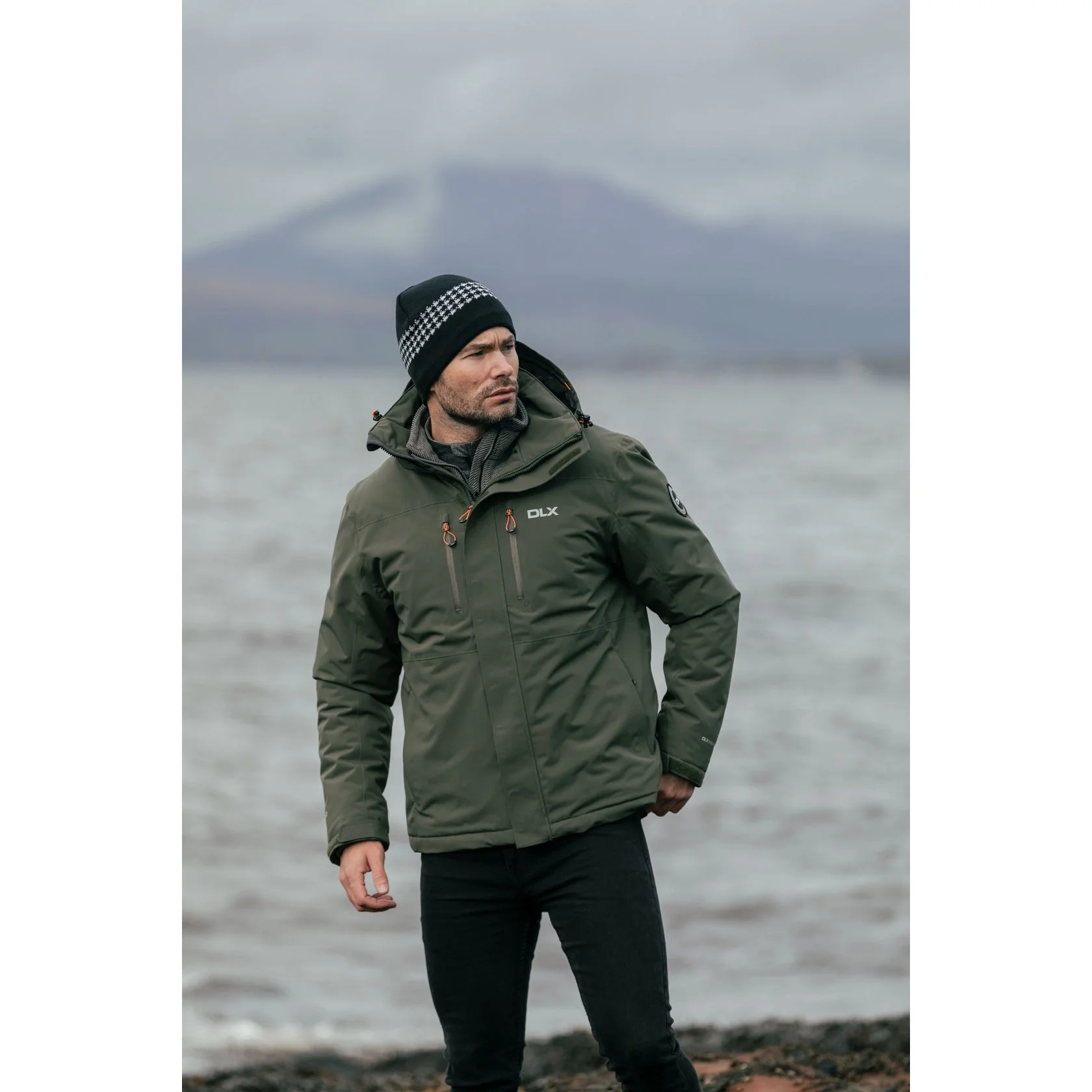 Oswarm Men's DLX Padded Waterproof Jacket in Ivy - Image 2