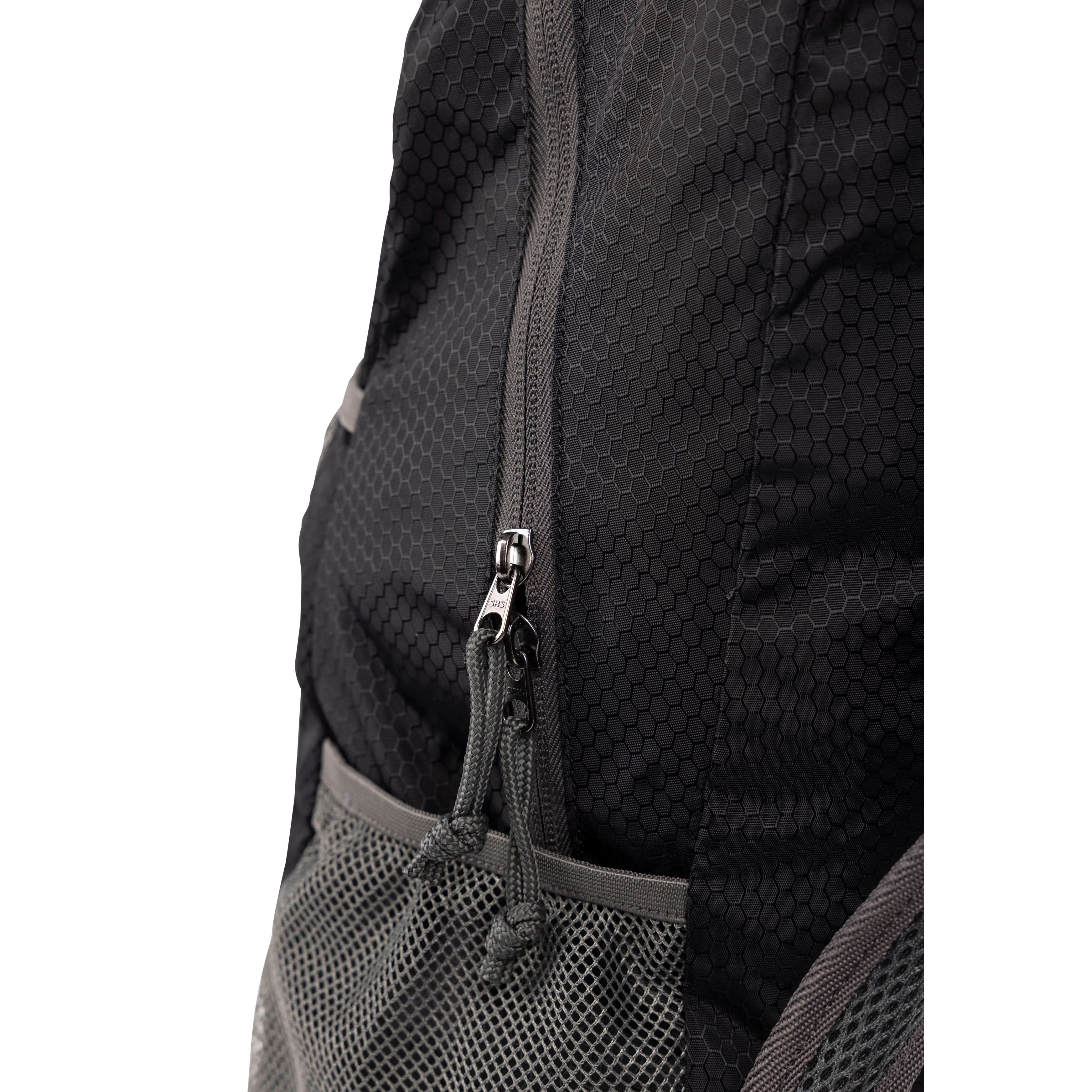 Turzo Packaway 22L Rucksack in Black - Image 5